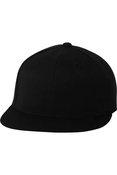 Flexfit 210 Flat Bill Cap In Black