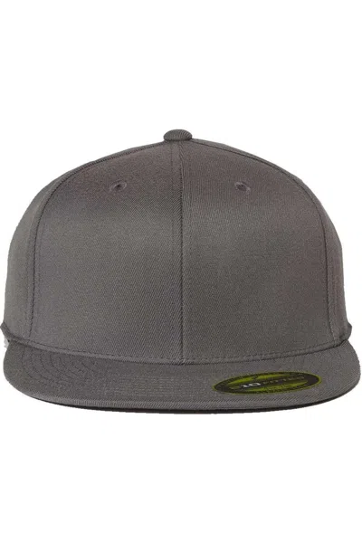 Flexfit 210 Flat Bill Cap In Grey