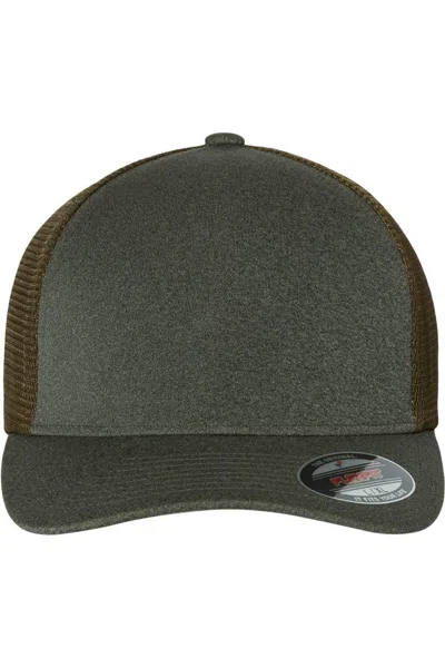 Flexfit Unipanel Trucker Cap In Black
