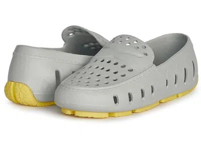 Floafers Prodigy Driver (big Kid) Kid's Shoes Harbor Mist Grey/lemon Tonic : 4 Big Kid M, Synthetic