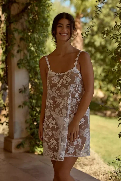 Flora Nikrooz Marjorie Floral Embroidered Lace Chemise In White