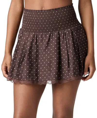 Florence By Mills Juniors' High-waisted Lace-trim Pull-on Mini Skirt In Brwn Polkadot
