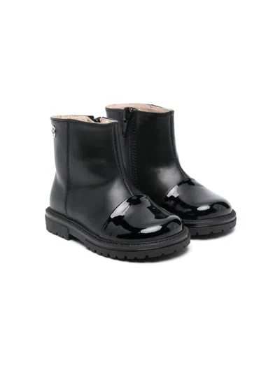 Florens Contrasting-toe Boots In 黑色