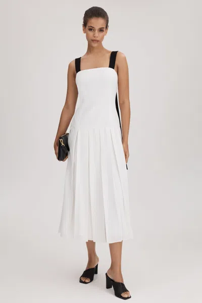 Florere Pleated Strappy Midi Dress In Off White