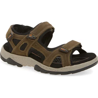 Fluchos Missouri Sandal In Brown