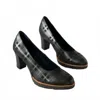 Fluchos Women's Plaid And Checked Sandals In Black Plaid In Black