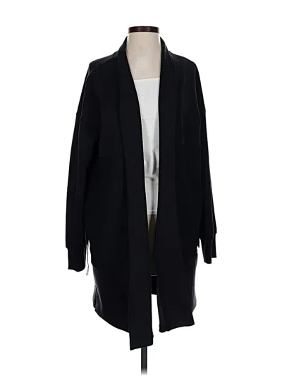 Pre-owned Flx Coat In Black