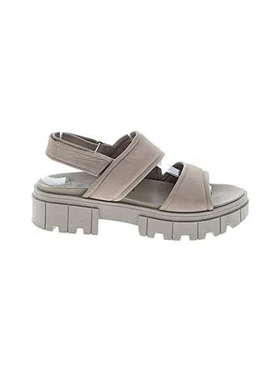 Pre-owned Fly London Sandals In Gray