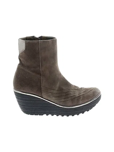 Pre-owned Fly London Wedges In Brown