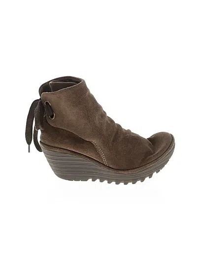 Pre-owned Fly London Wedges In Brown