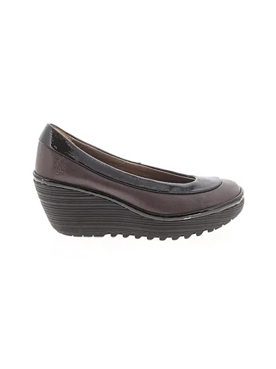Pre-owned Fly London Wedges In Brown