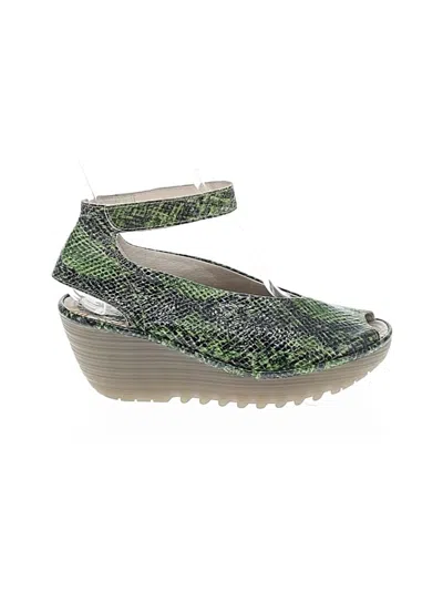 Pre-owned Fly London Wedges In Green