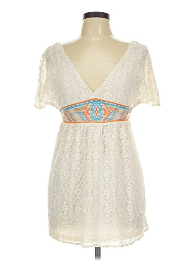 Pre-owned Flying Tomato Casual Dress In Ivory