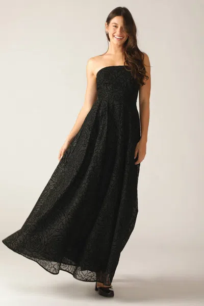 Flying Tomato Id21811 In Black