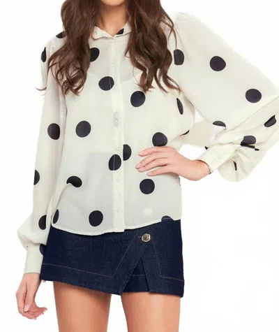 Flying Tomato Printed Woven Top In Ivory Black In White