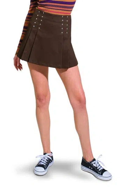 Flying Tomato Studded Pleated Miniskort In Brown