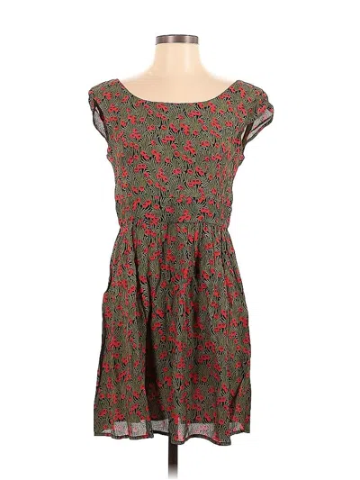 Pre-owned Flynn Skye Casual Dress In Green