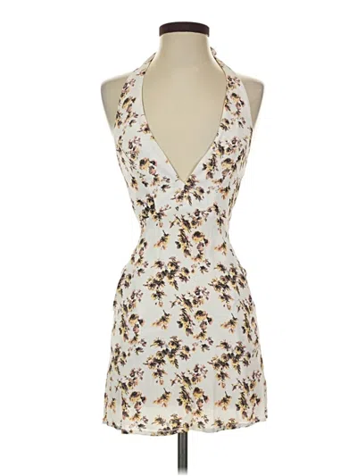 Pre-owned Flynn Skye Kimono In Ivory