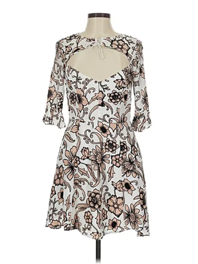 Pre-owned For Love & Lemons Casual Dress In White