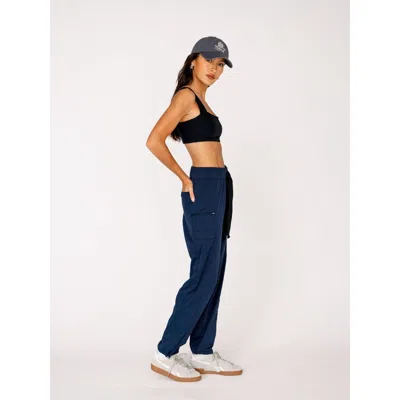 Fore-té Club Attire Isabel Performance Pant In Blue