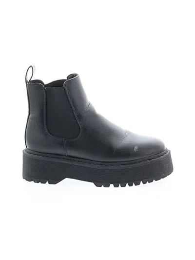 Pre-owned Forever 21 Ankle Boots In Black