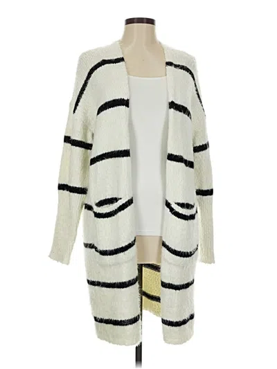 Pre-owned Forever 21 Cardigan Sweater In White