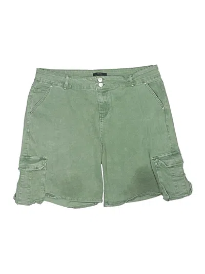 Pre-owned Forever 21 Cargo Shorts In Green