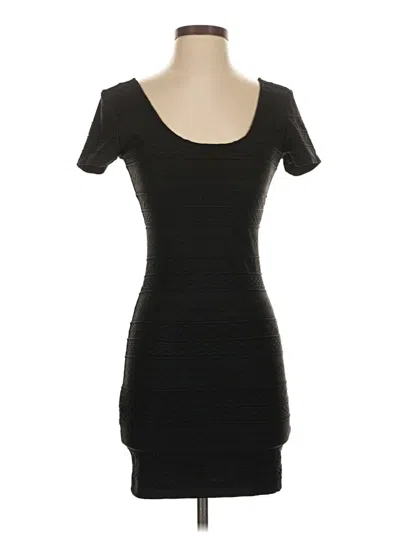Pre-owned Forever 21 Casual Dress In Black