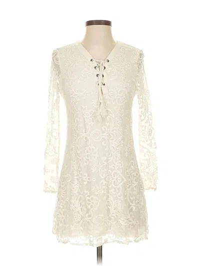 Pre-owned Forever 21 Casual Dress In White