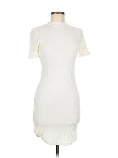 Pre-owned Forever 21 Casual Dress In White