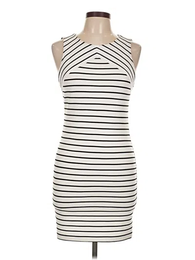 Pre-owned Forever 21 Casual Dress In White