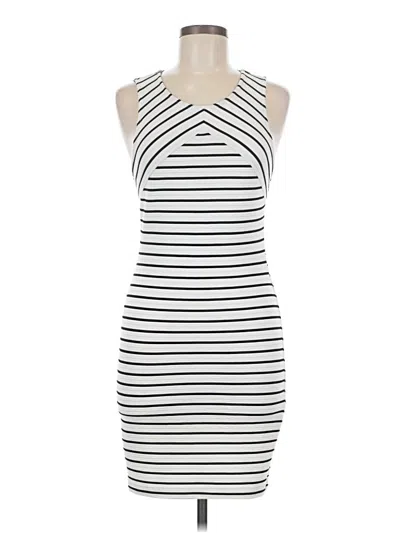 Pre-owned Forever 21 Casual Dress In White