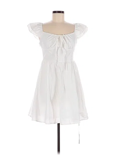 Forever 21 Casual Dress In White