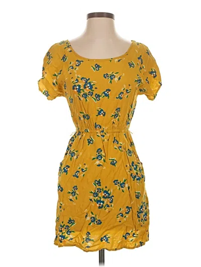 Pre-owned Forever 21 Casual Dress In Yellow
