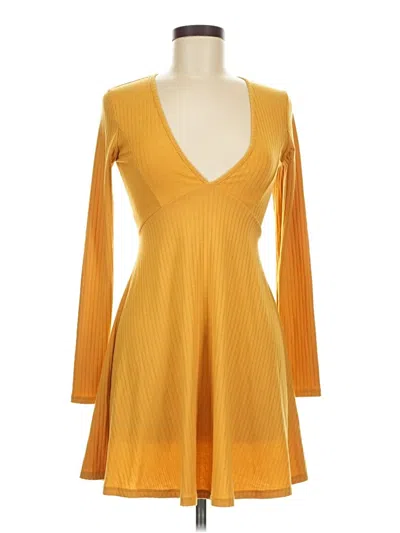 Pre-owned Forever 21 Casual Dress In Yellow