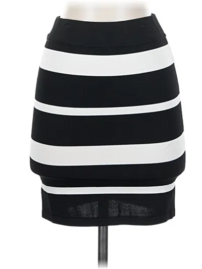 Pre-owned Forever 21 Casual Skirt In Black