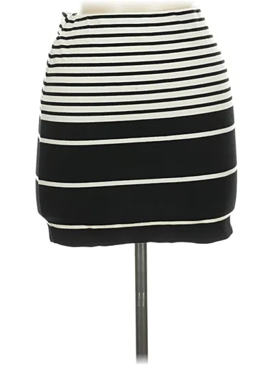 Pre-owned Forever 21 Casual Skirt In Black