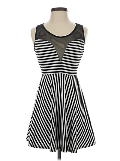 Pre-owned Forever 21 Cocktail Dress In Black