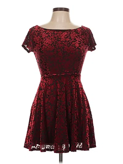Pre-owned Forever 21 Cocktail Dress In Burgundy