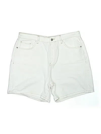 Pre-owned Forever 21 Khaki Shorts In Ivory
