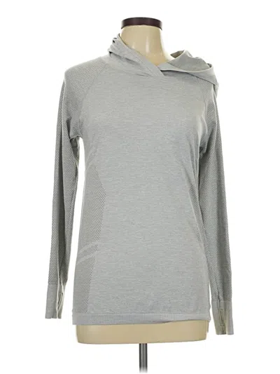 Pre-owned Forever 21 Long Sleeve T-shirt In Gray
