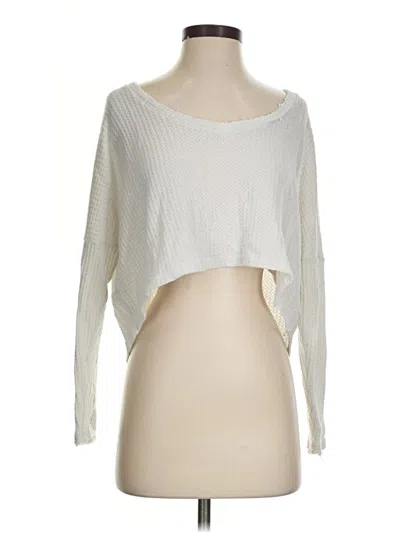 Pre-owned Forever 21 Long Sleeve T-shirt In Ivory