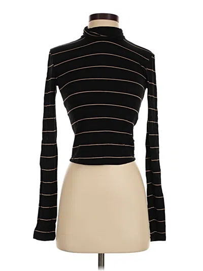 Pre-owned Forever 21 Long Sleeve Turtleneck In Black