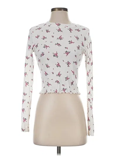 Pre-owned Forever 21 Long Sleeve Turtleneck In Ivory