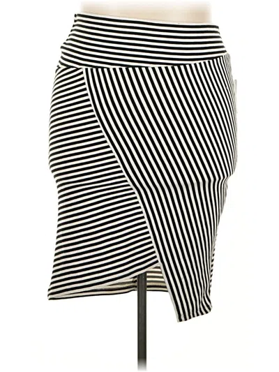 Forever 21 Plus Casual Skirt In Black