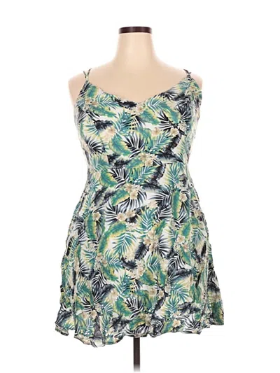 Pre-owned Forever 21 Plus Cocktail Dress In Green