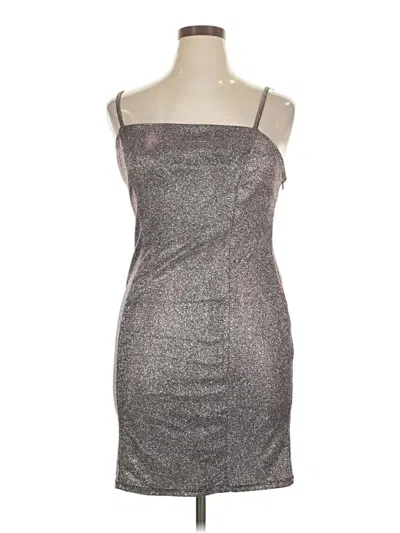 Pre-owned Forever 21 Plus Cocktail Dress In Silver