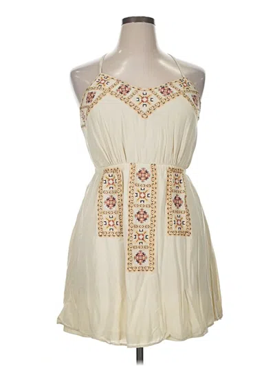 Pre-owned Forever 21 Plus Cocktail Dress In White