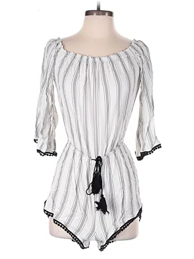 Pre-owned Forever 21 Romper In White