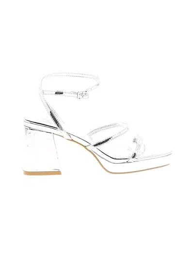 Pre-owned Forever 21 Sandals In Silver